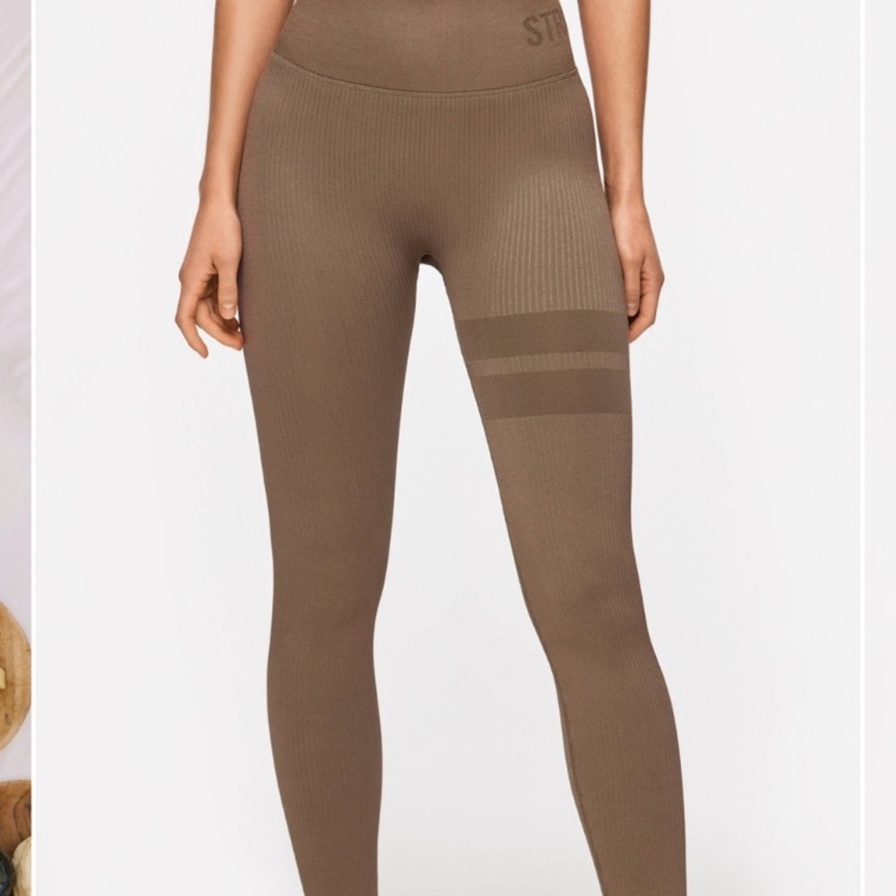 Stronger yoga pants